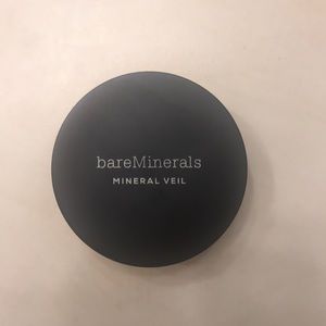 Bare Minerals Illuminating Mineral Veil
